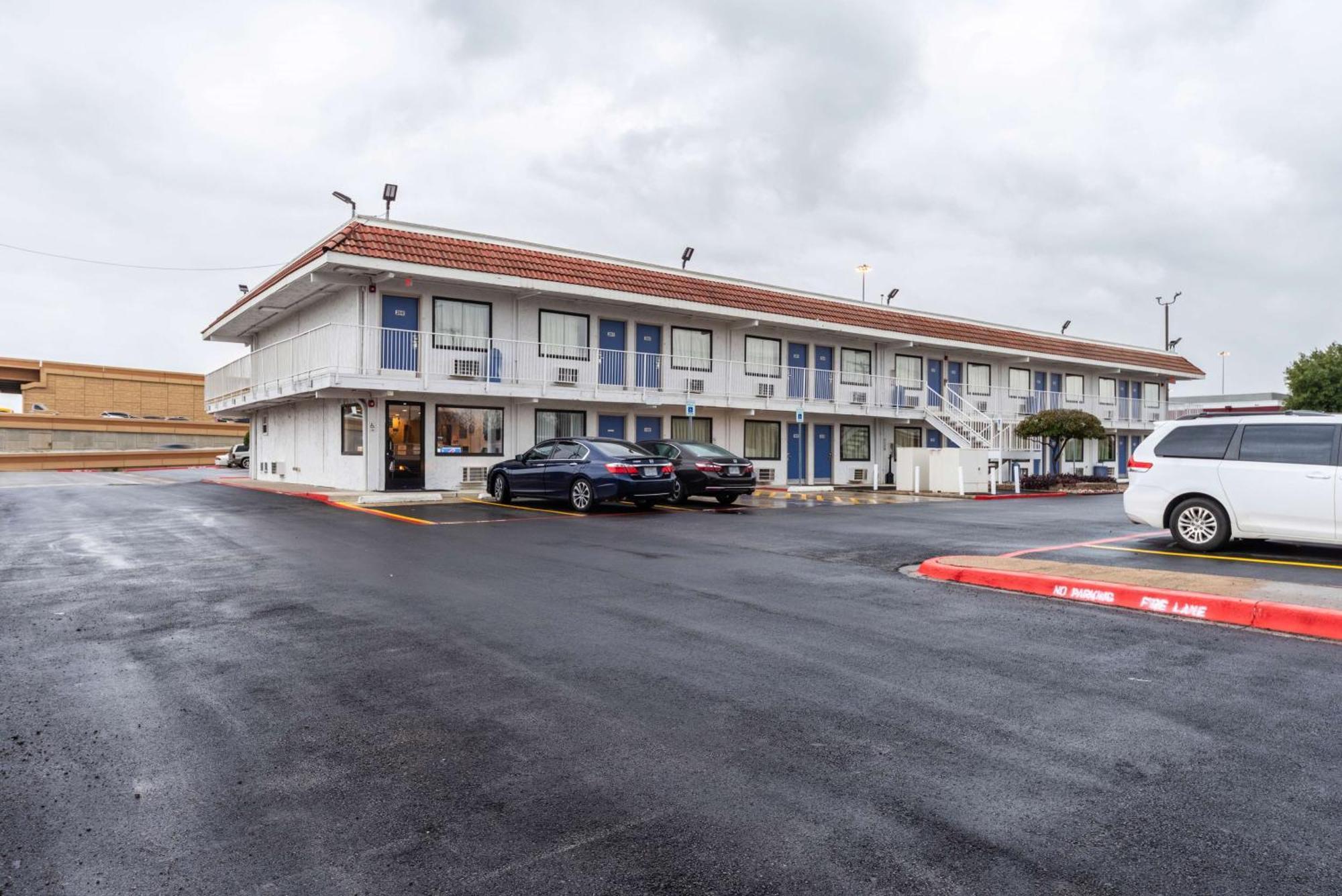 Motel 6-North Richland Hills, Tx Εξωτερικό φωτογραφία