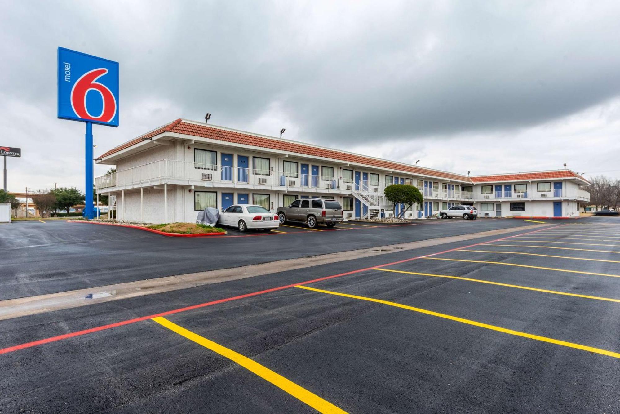 Motel 6-North Richland Hills, Tx Εξωτερικό φωτογραφία