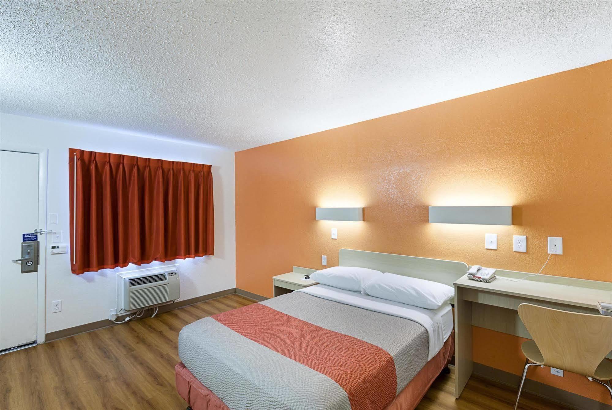 Motel 6-North Richland Hills, Tx Εξωτερικό φωτογραφία