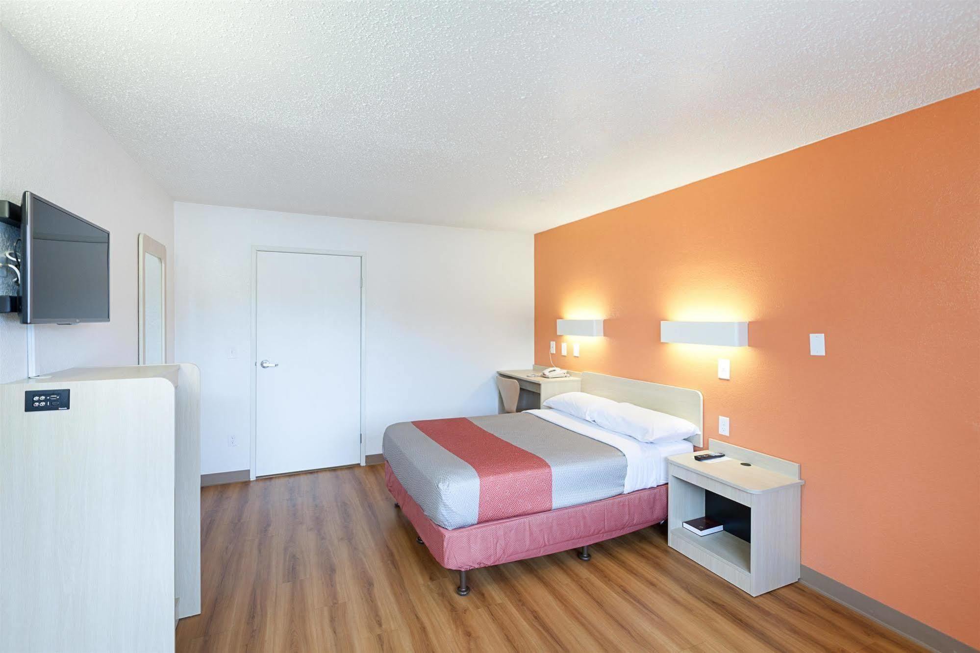 Motel 6-North Richland Hills, Tx Εξωτερικό φωτογραφία