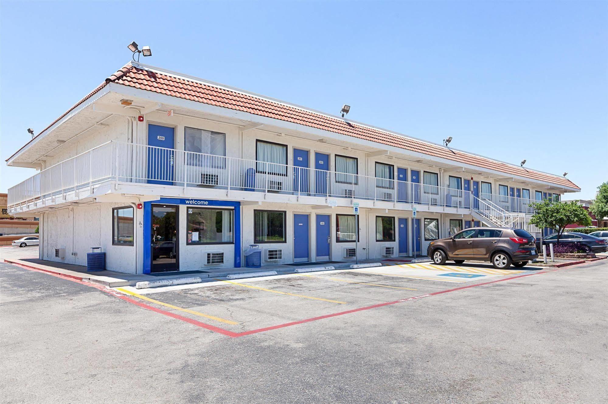 Motel 6-North Richland Hills, Tx Εξωτερικό φωτογραφία