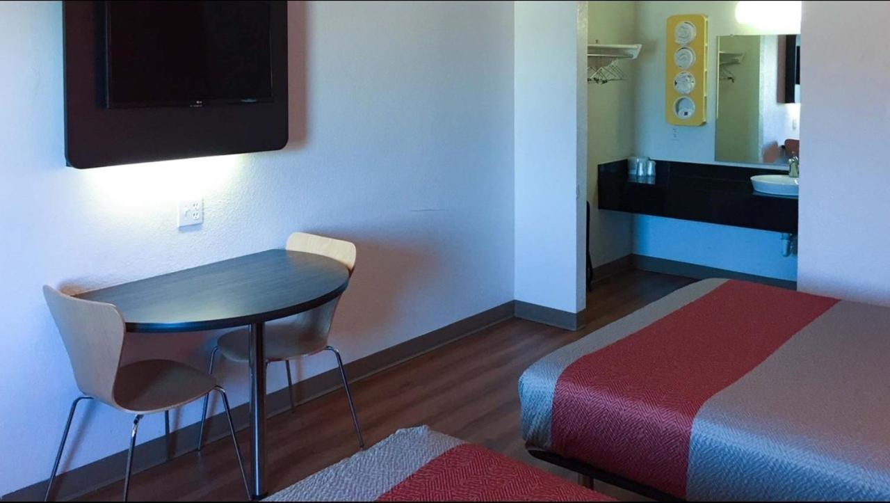 Motel 6-North Richland Hills, Tx Εξωτερικό φωτογραφία